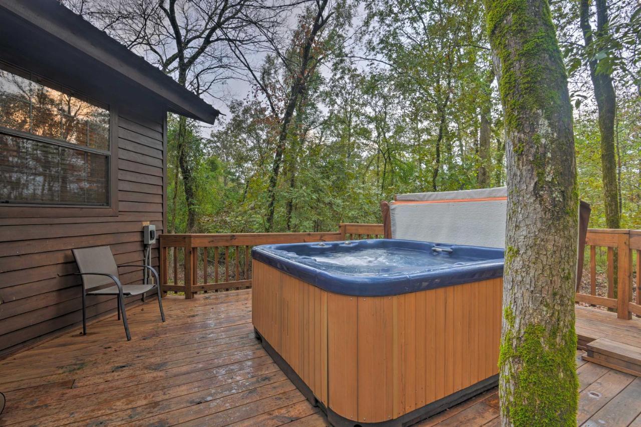 Hochatown Hideaway With Hot Tub, Grill And Fire Pit! Stephens Gap Exterior foto