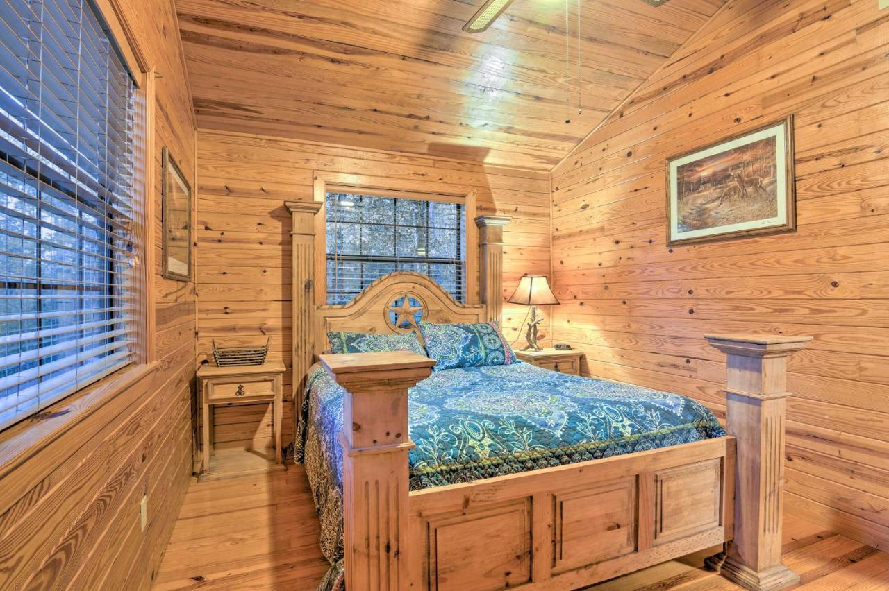 Hochatown Hideaway With Hot Tub, Grill And Fire Pit! Stephens Gap Exterior foto